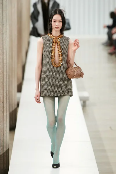 Look 57